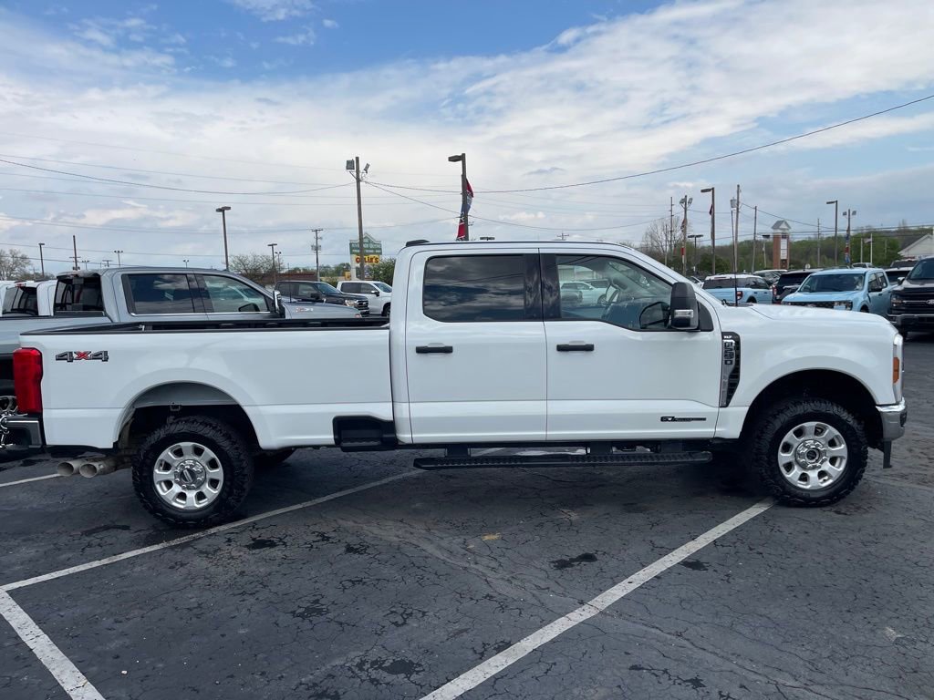 Used 2024 Ford F250 XLT AWD/4WD image 7