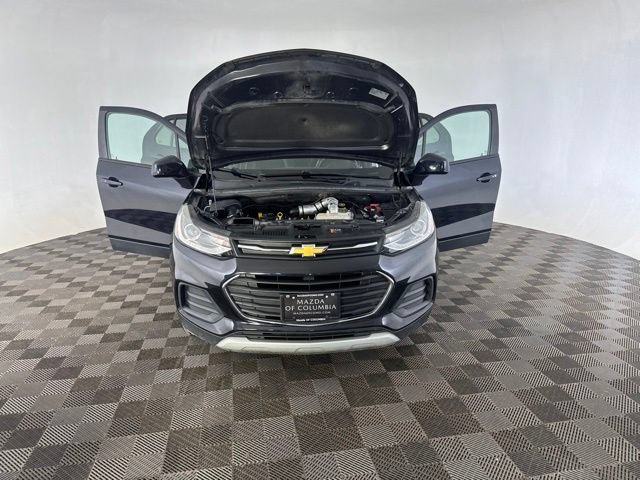 Used 2022 Chevrolet Trax LT w/ Driver Confidence Package AWD/4WD image 11