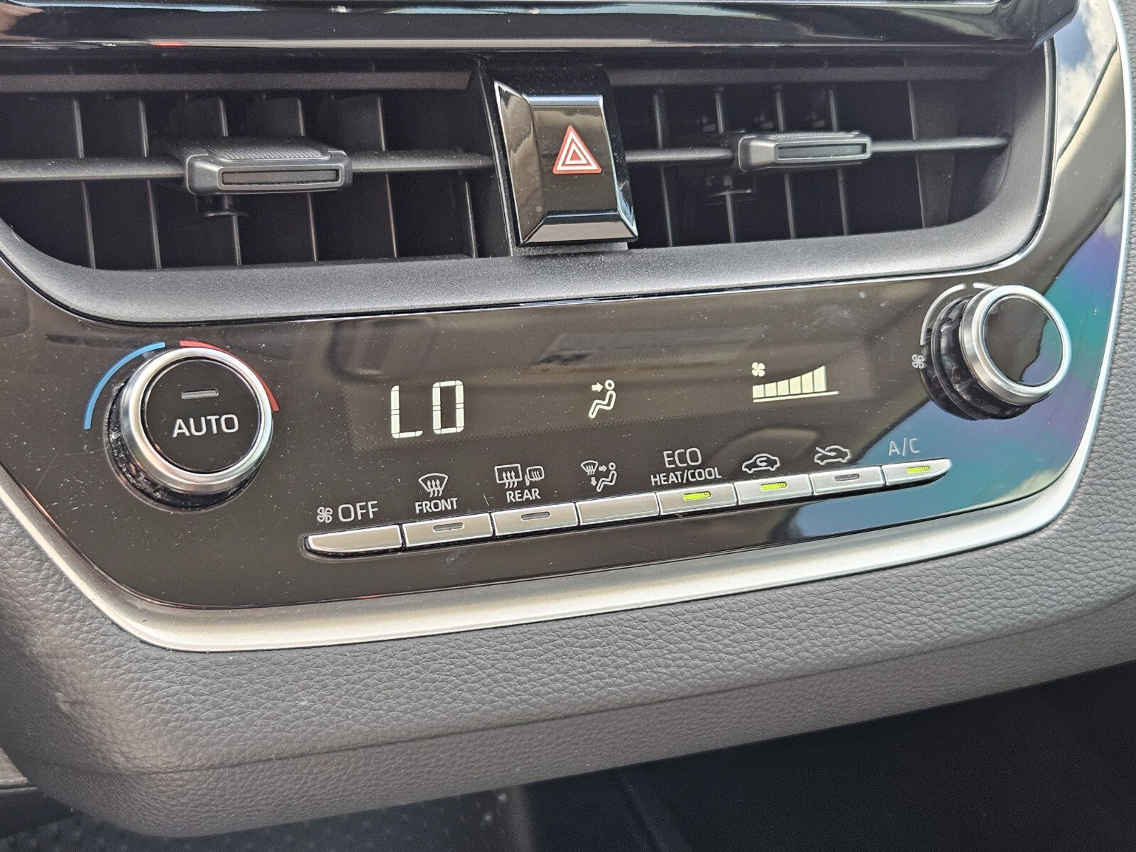 Certified 2021 Toyota Corolla LE image 13