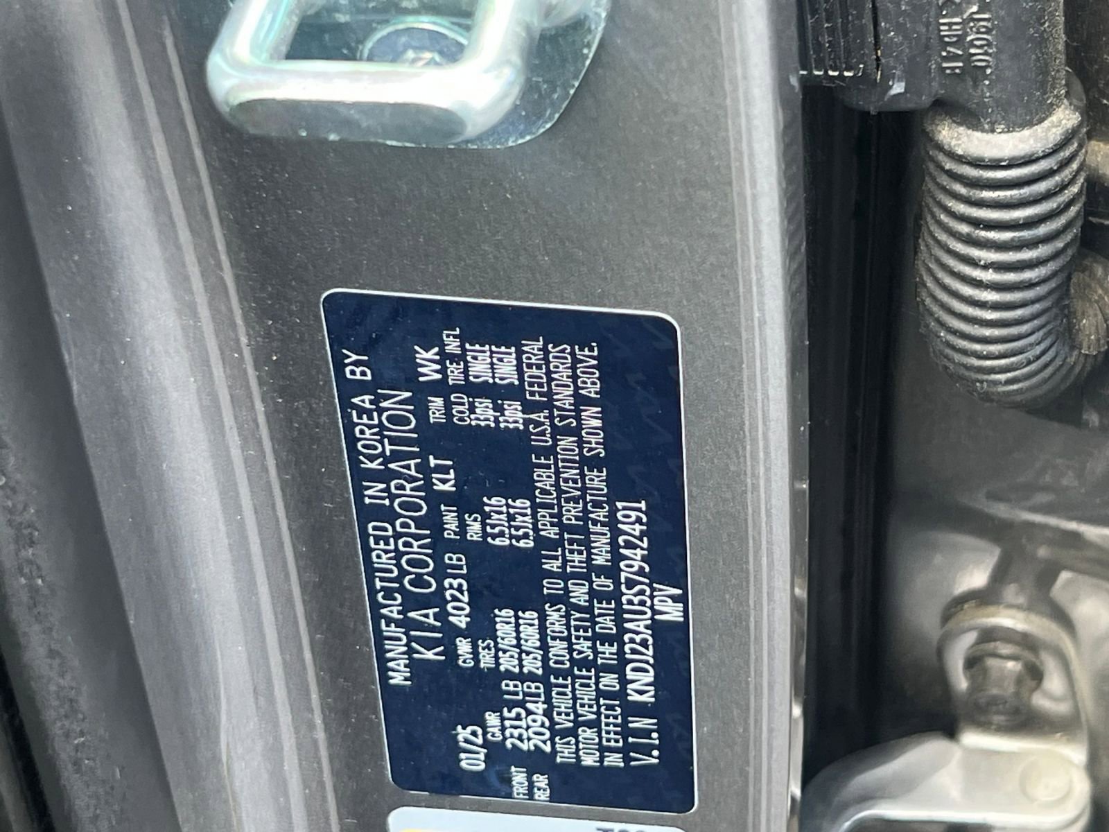 Used 2025 Kia Soul LX w/ LX Technology Package FWD image 23
