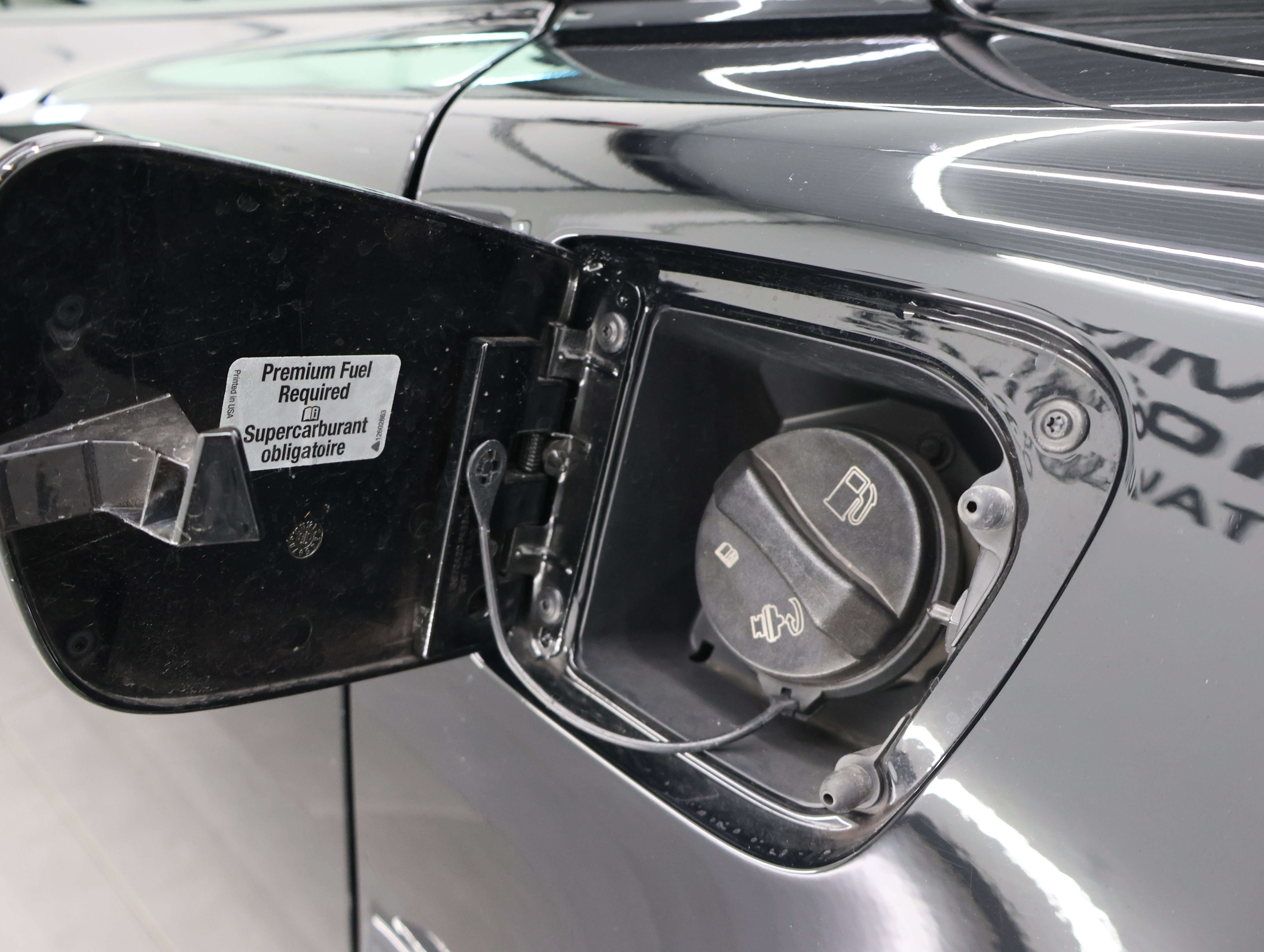 Used 2007 Chevrolet Corvette Z06 w/ Preferred Equipment Group RWD image 25