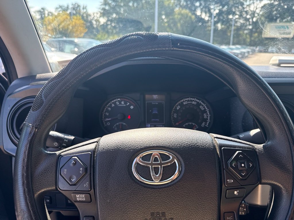Used 2018 Toyota Tacoma SR RWD image 9