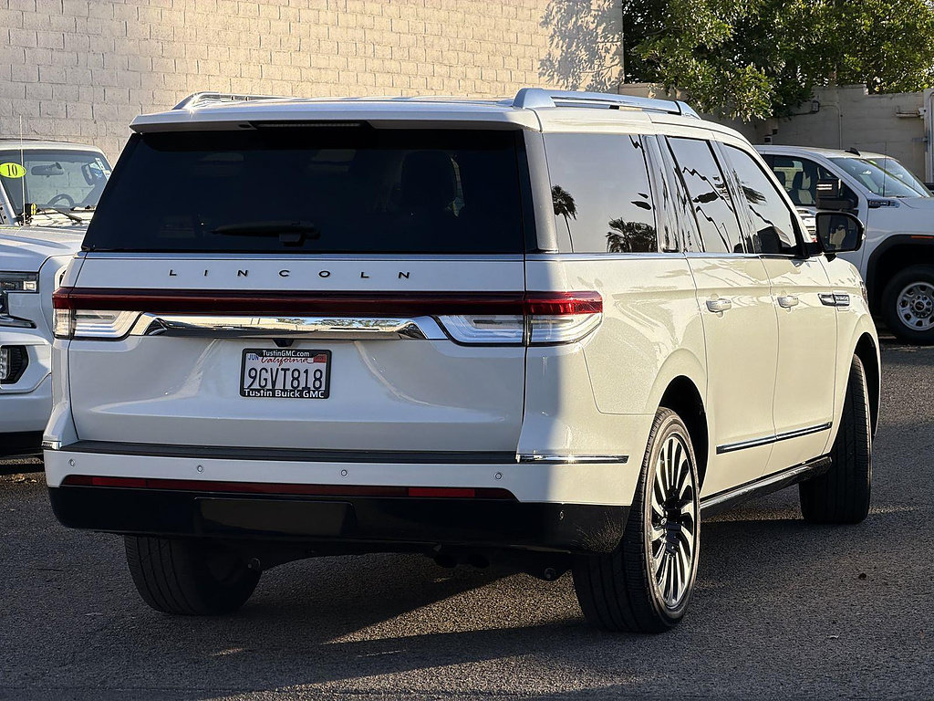 Used 2023 Lincoln Navigator L Black Label AWD/4WD image 5