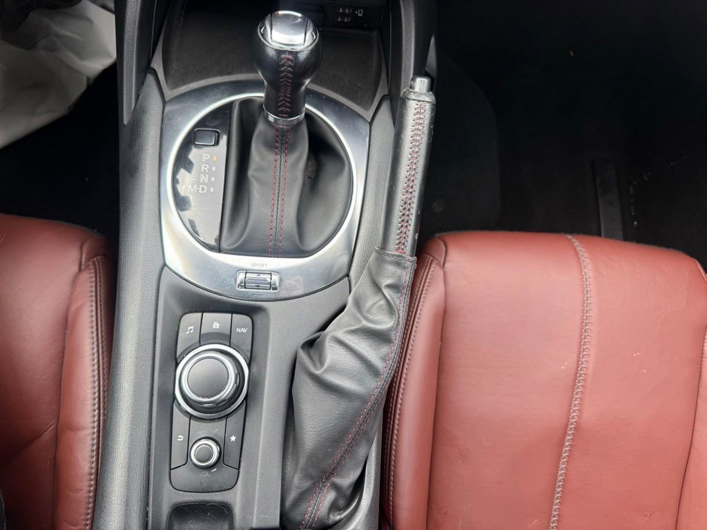 Used 2019 MAZDA MX-5 Miata RF Grand Touring RWD image 39
