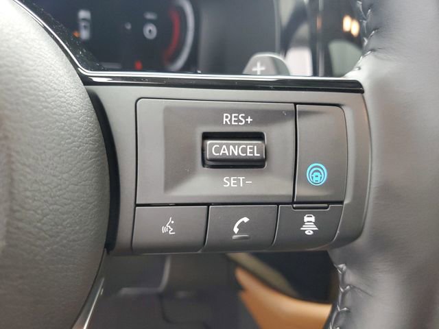 Used 2023 Nissan Pathfinder Platinum AWD/4WD image 25