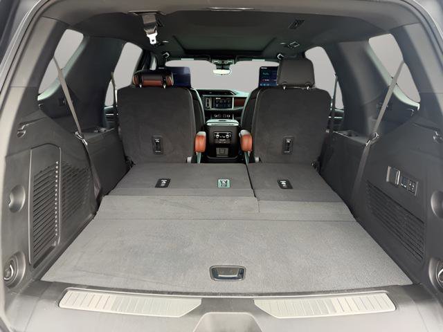 Used 2024 GMC Yukon Denali Ultimate image 46