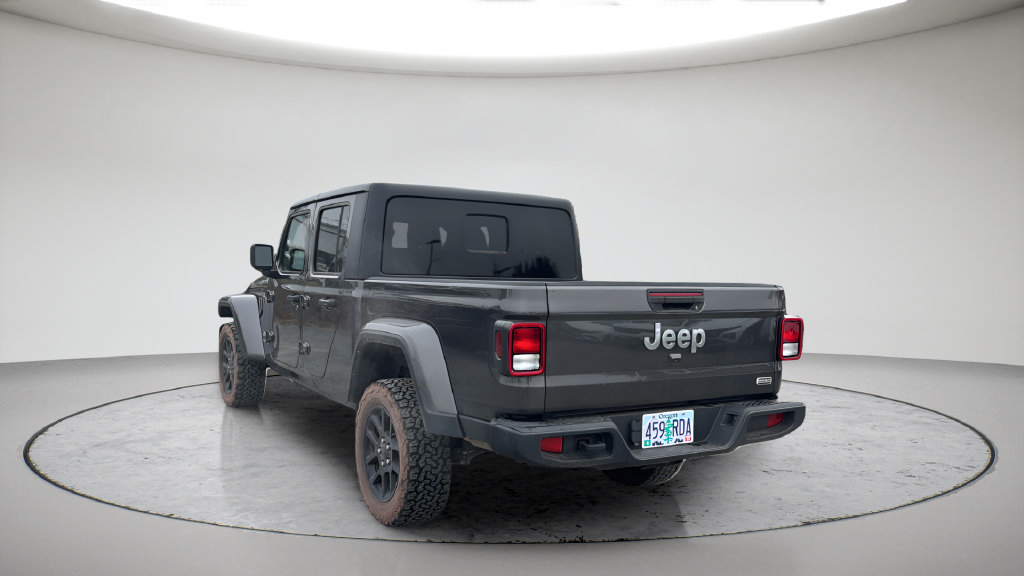 Used 2023 Jeep Gladiator Overland AWD/4WD image 8