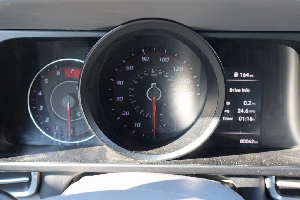 Used 2021 Hyundai Elantra SE image 18