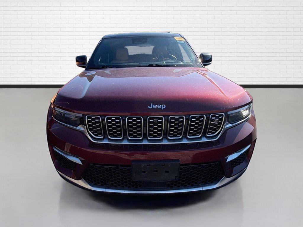 Used 2023 Jeep Grand Cherokee Summit AWD/4WD image 2