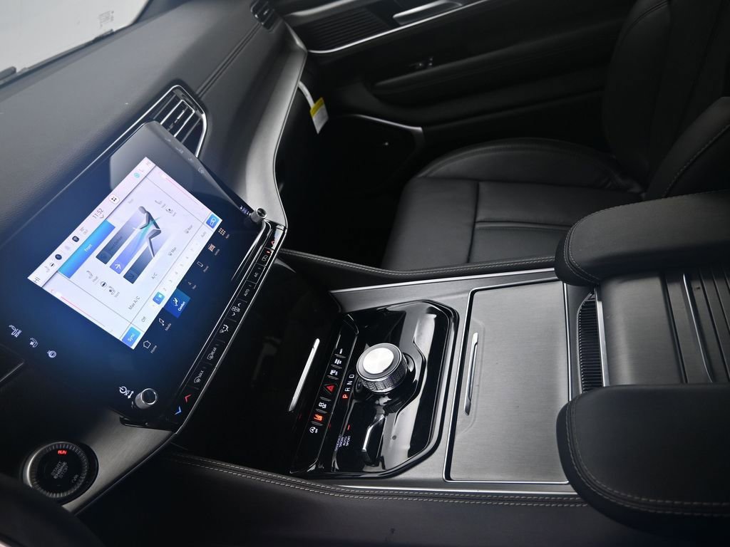 Used 2025 Jeep Wagoneer Series II image 21