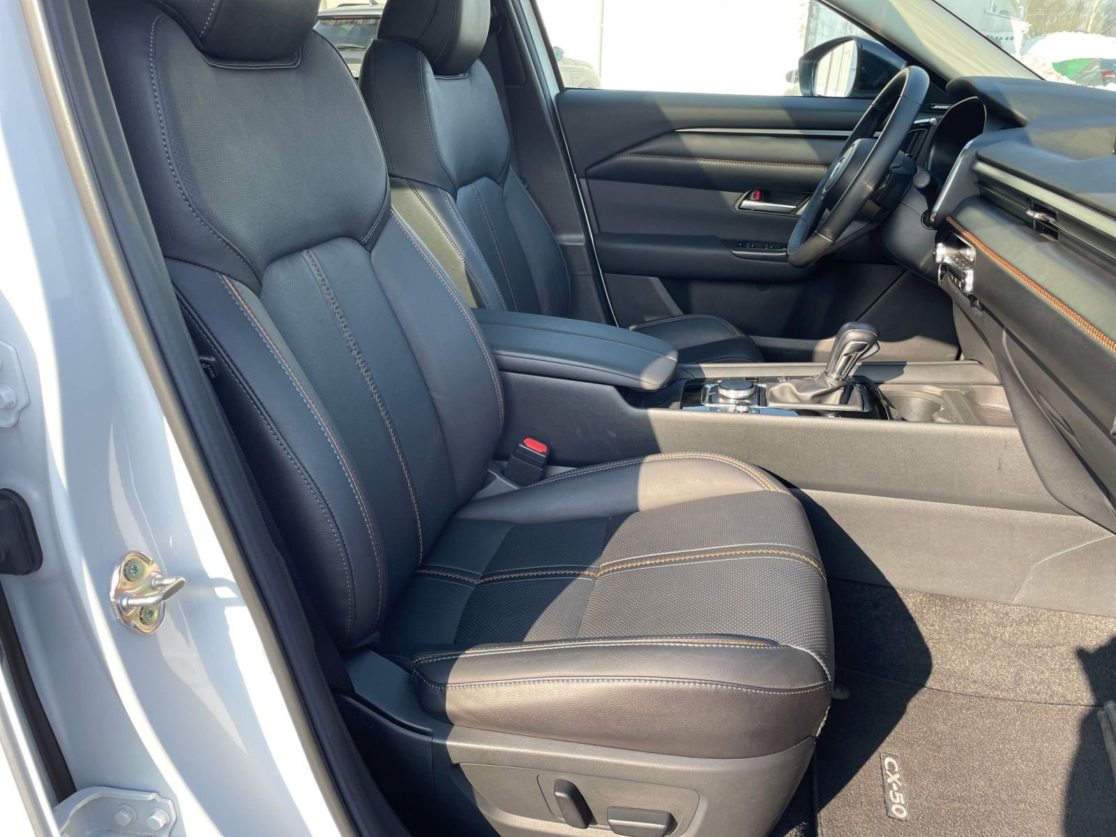 Used 2025 MAZDA CX-50 AWD 2.5 S w/ Premium Plus Pkg image 38