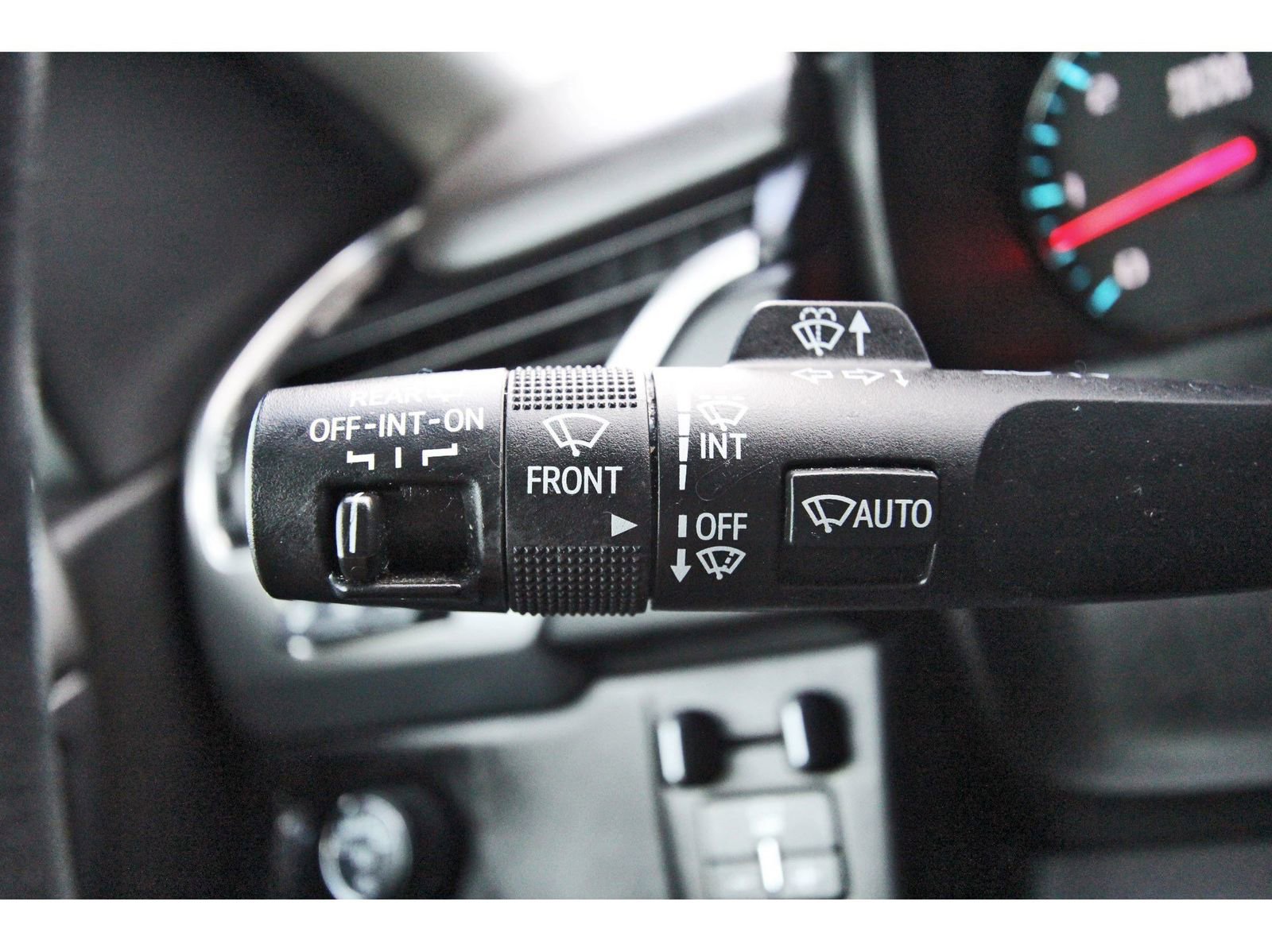 Used 2020 Chevrolet Tahoe Premier w/ Premier Plus Edition image 23