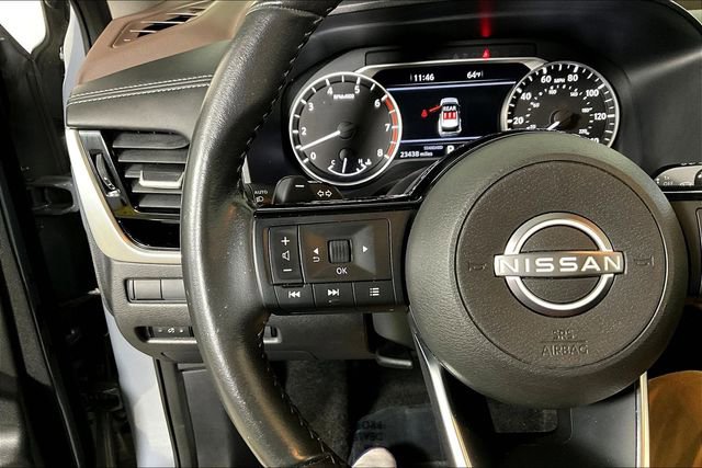 Used 2023 Nissan Rogue SL w/ SL Premium Package image 18