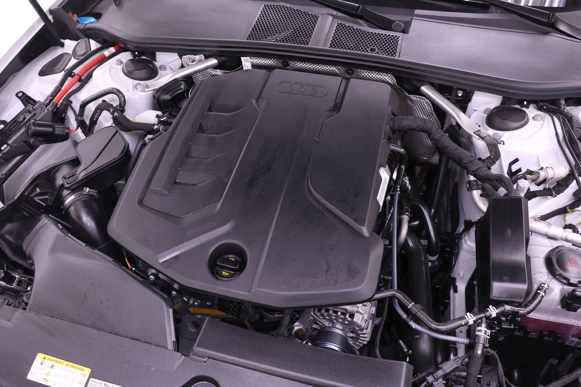 Certified 2025 Audi A5 2.0T Premium Plus w/ Premium Plus AWD/4WD image 25