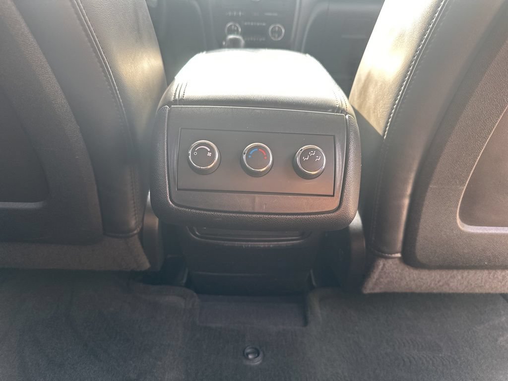 Used 2012 Buick Enclave Leather AWD/4WD image 28