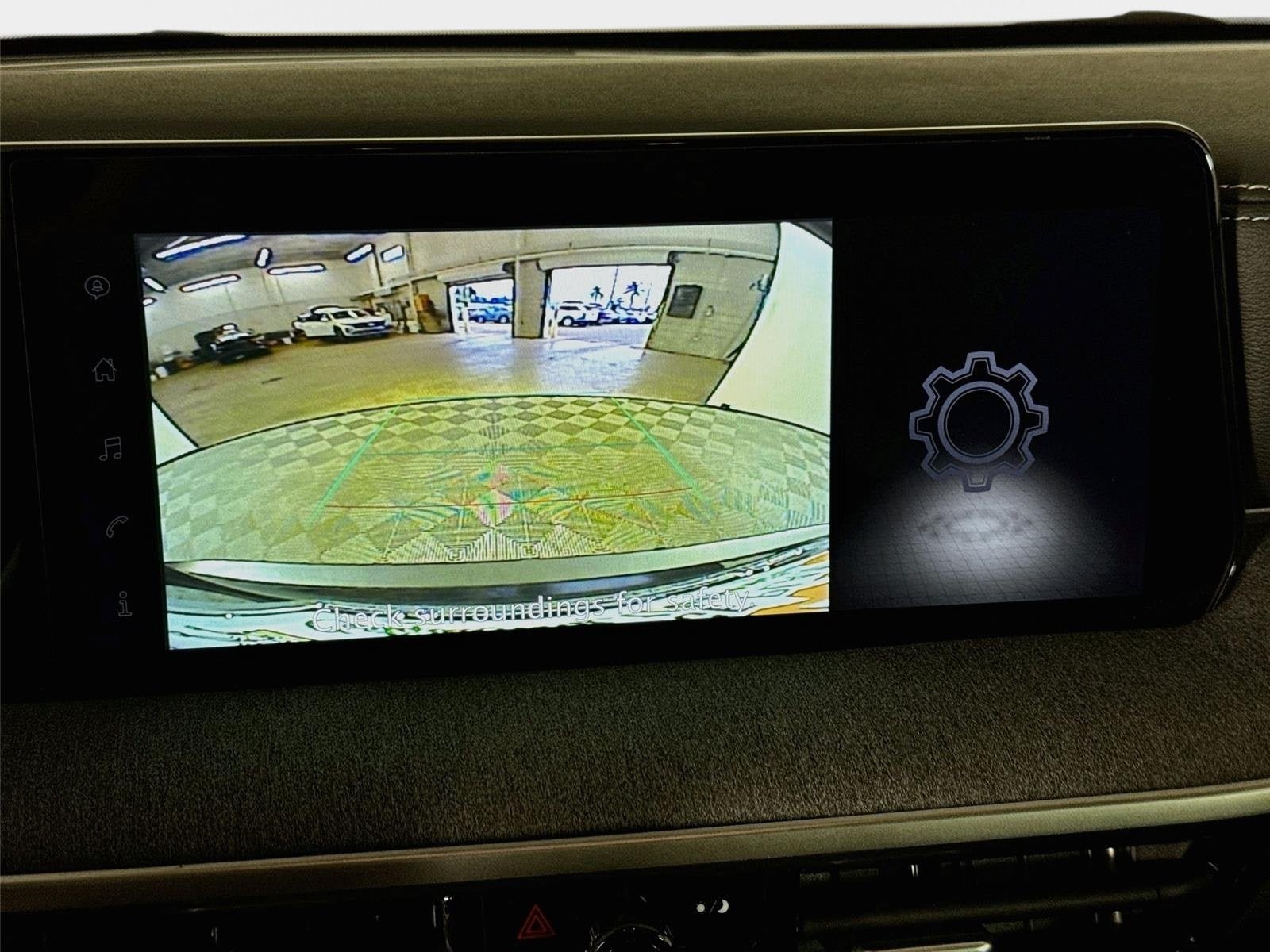 Certified 2025 Nissan Kicks SV FWD image 15