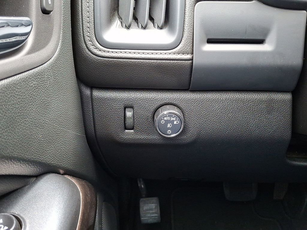 Used 2022 GMC Canyon Elevation RWD image 26