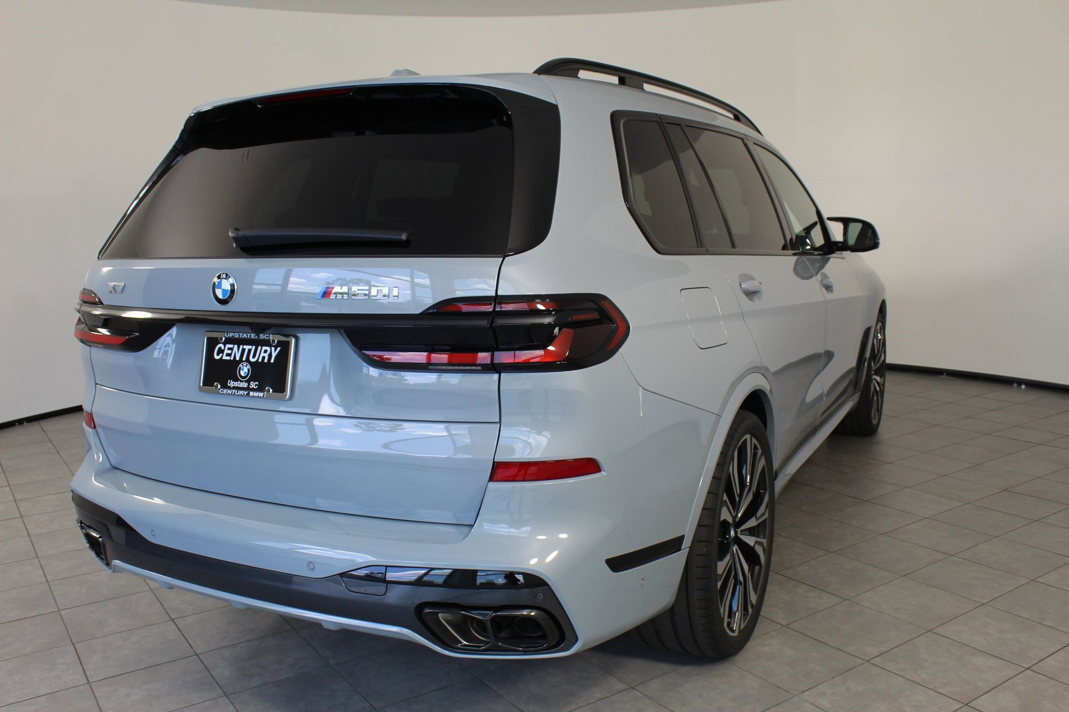 New 2026 BMW X7 M60i image 8