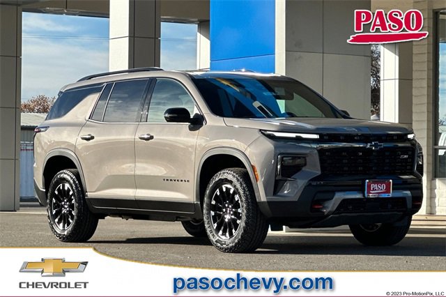 New 2026 Chevrolet Traverse Z71 image 1