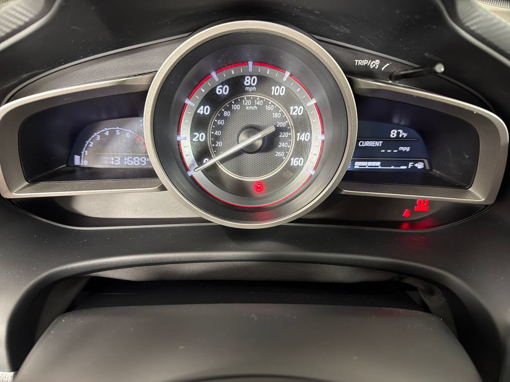 Used 2015 MAZDA MAZDA3 i Touring FWD image 10