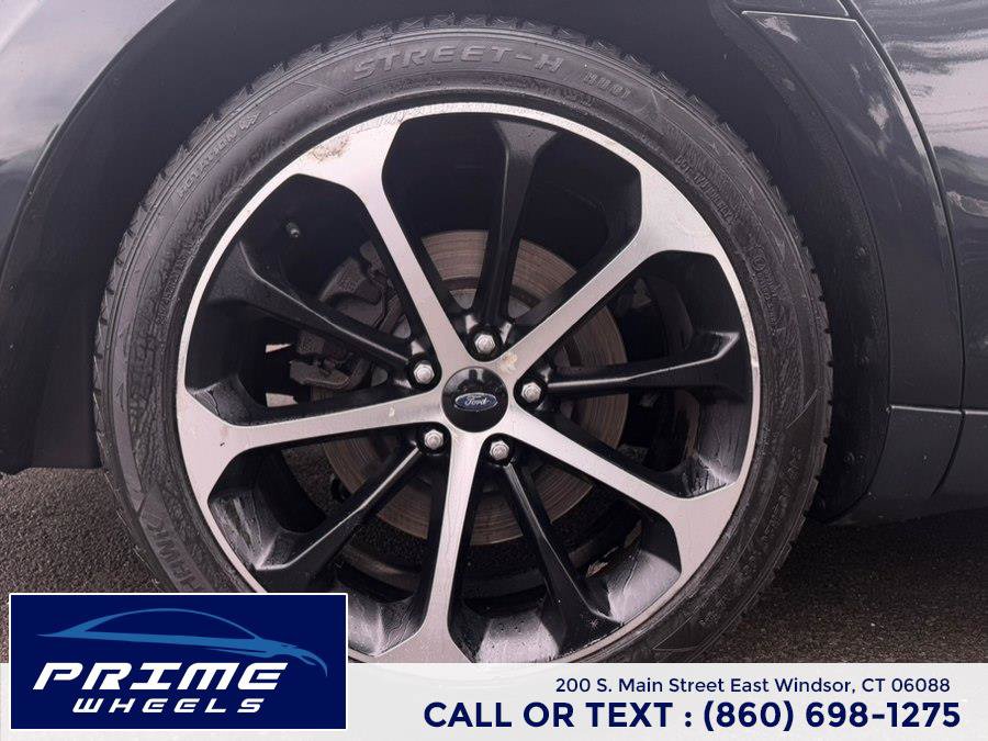 Used 2014 Ford Taurus SHO w/ Equipment Group 401A AWD/4WD image 27