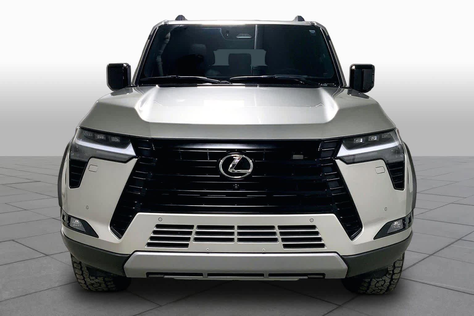 Used 2024 Lexus GX 550 AWD/4WD image 7