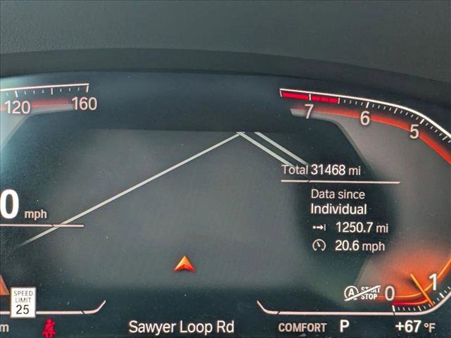 Used 2022 BMW 740i image 11