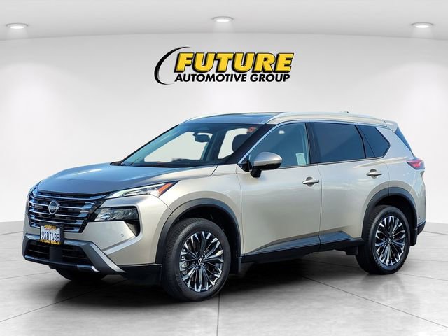 Certified 2025 Nissan Rogue SL w/ Tech Package image 5