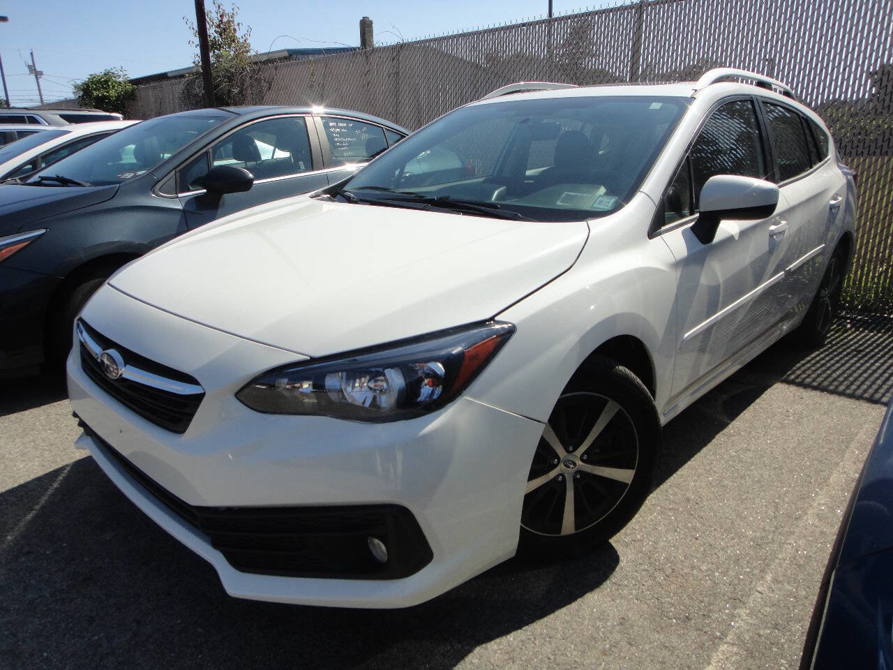 Used 2022 Subaru Impreza 2.0i Premium image 1