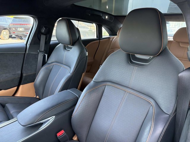 Used 2022 Lucid Air Grand Touring image 14