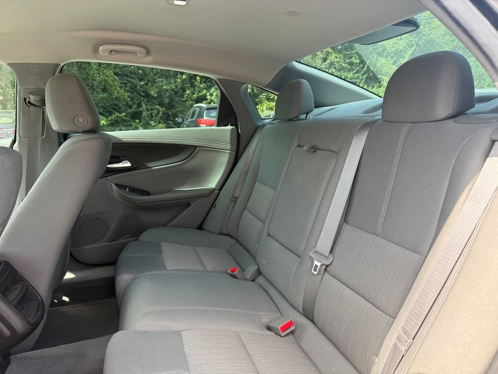 Used 2015 Chevrolet Impala LS FWD image 8