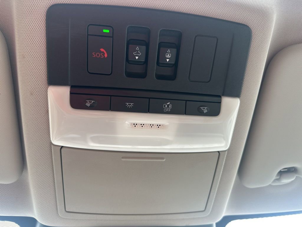 Used 2021 Nissan Rogue SV w/ Premium Package FWD image 23