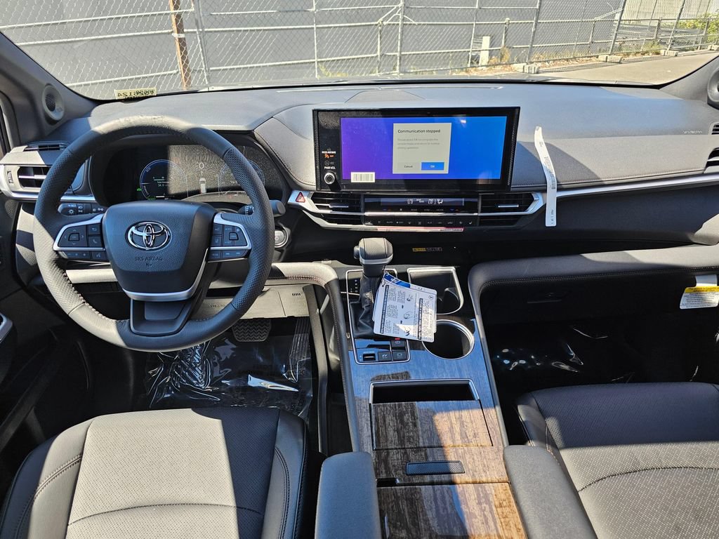 New 2026 Toyota Sienna Limited AWD/4WD image 17