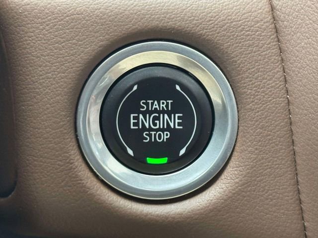 Used 2023 Chevrolet Tahoe High Country AWD/4WD image 33