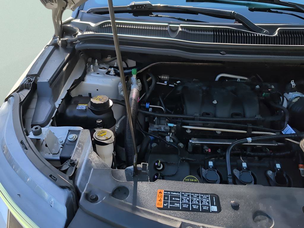 Used 2018 Ford Explorer XLT image 44