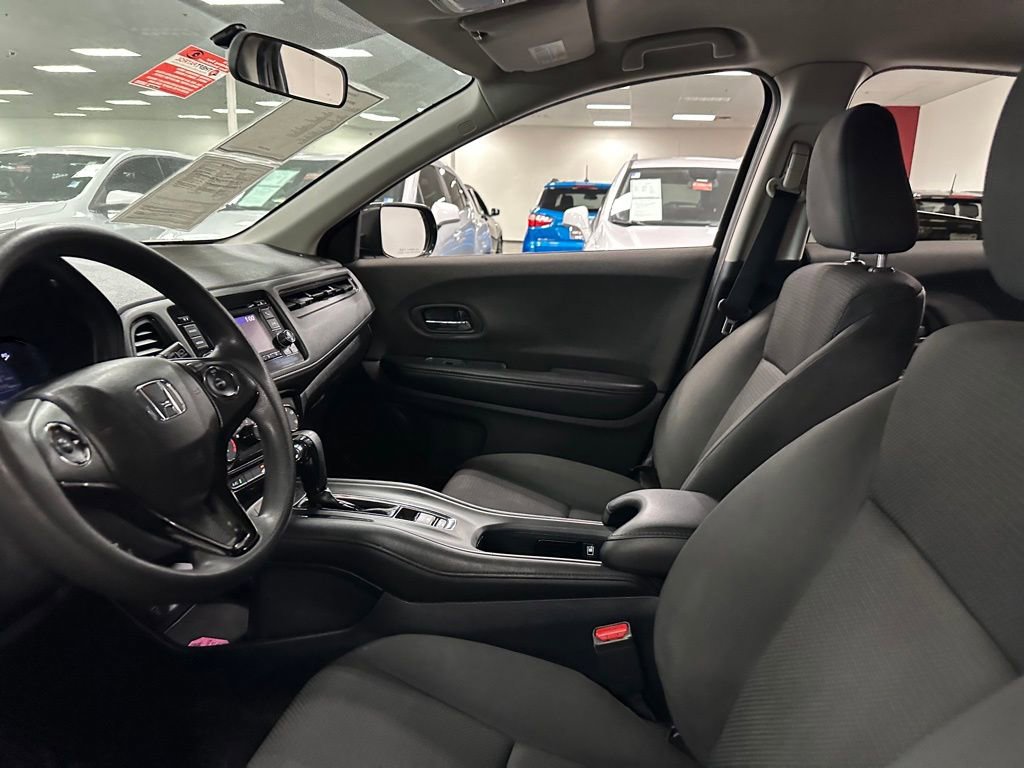 Used 2019 Honda HR-V LX image 15