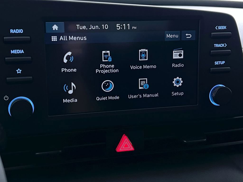Used 2025 Hyundai Elantra Sport FWD image 20
