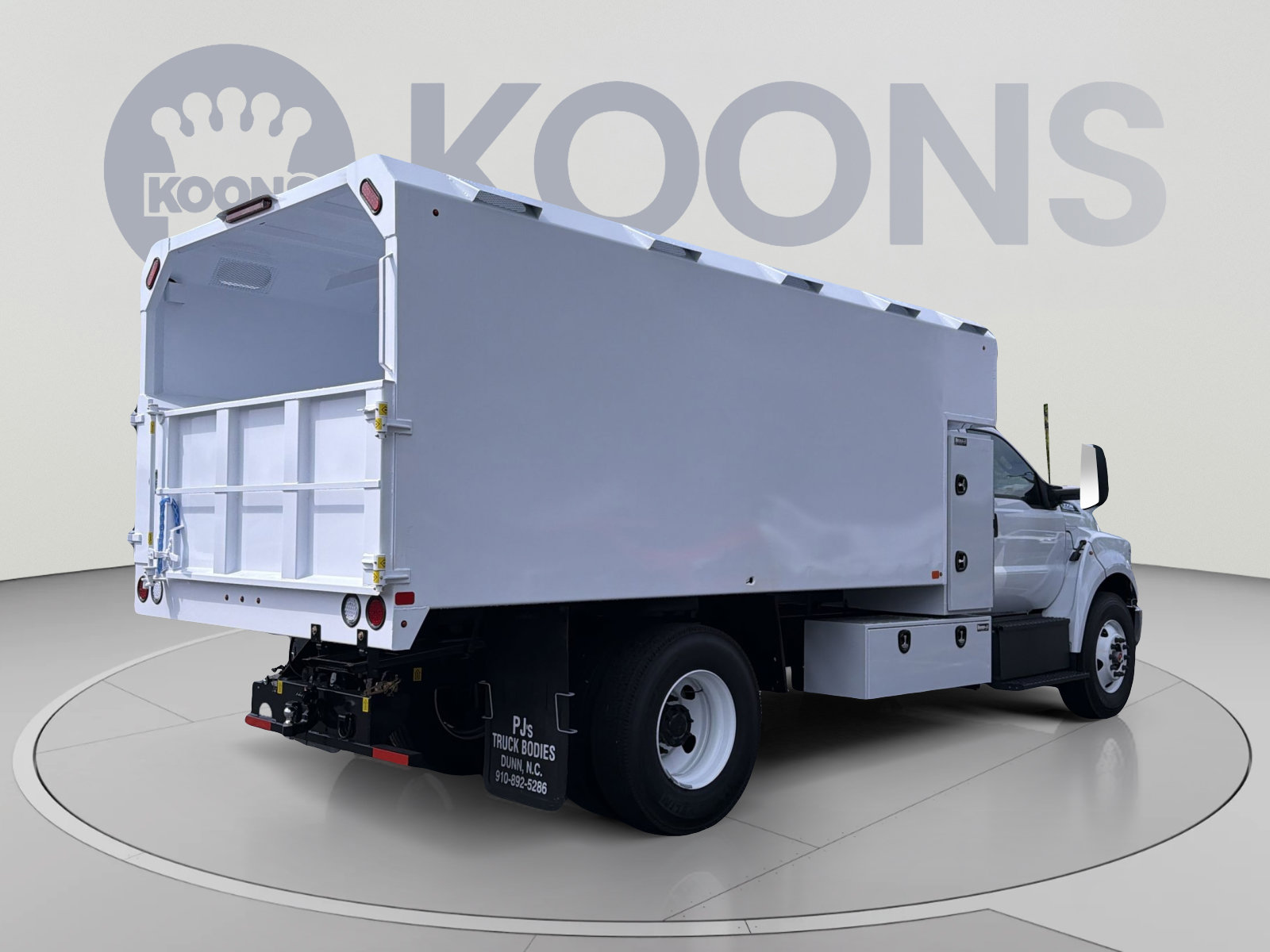 New 2027 Ford F750 2WD Regular Cab Super Duty image 7