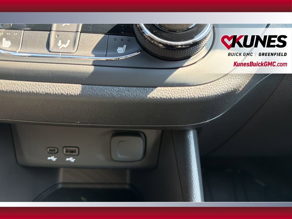 New 2026 Buick Envista Sport Touring w/ Convenience I Package FWD image 27