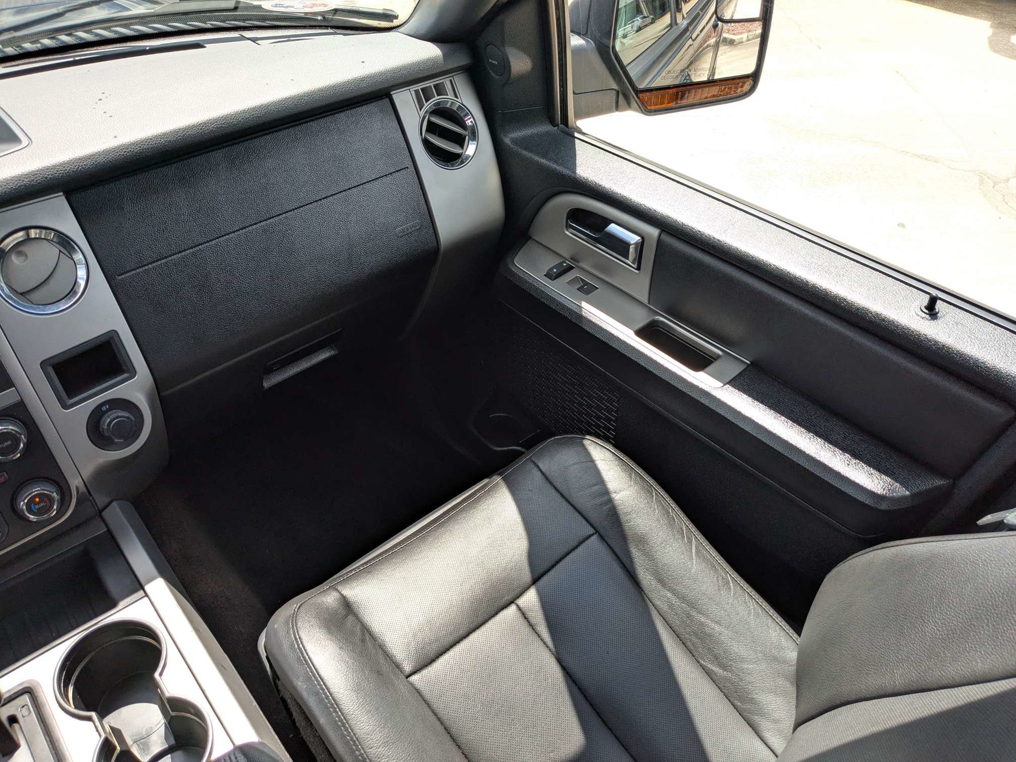 Used 2016 Ford Expedition EL 2WD image 19