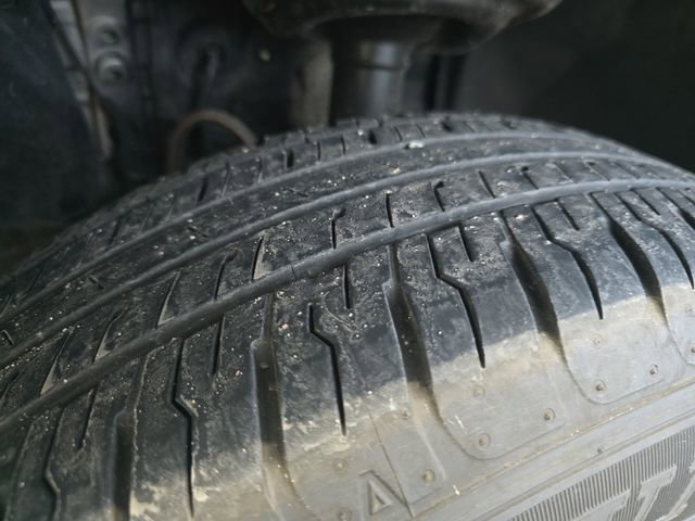 Used 2025 Toyota RAV4 XLE image 28