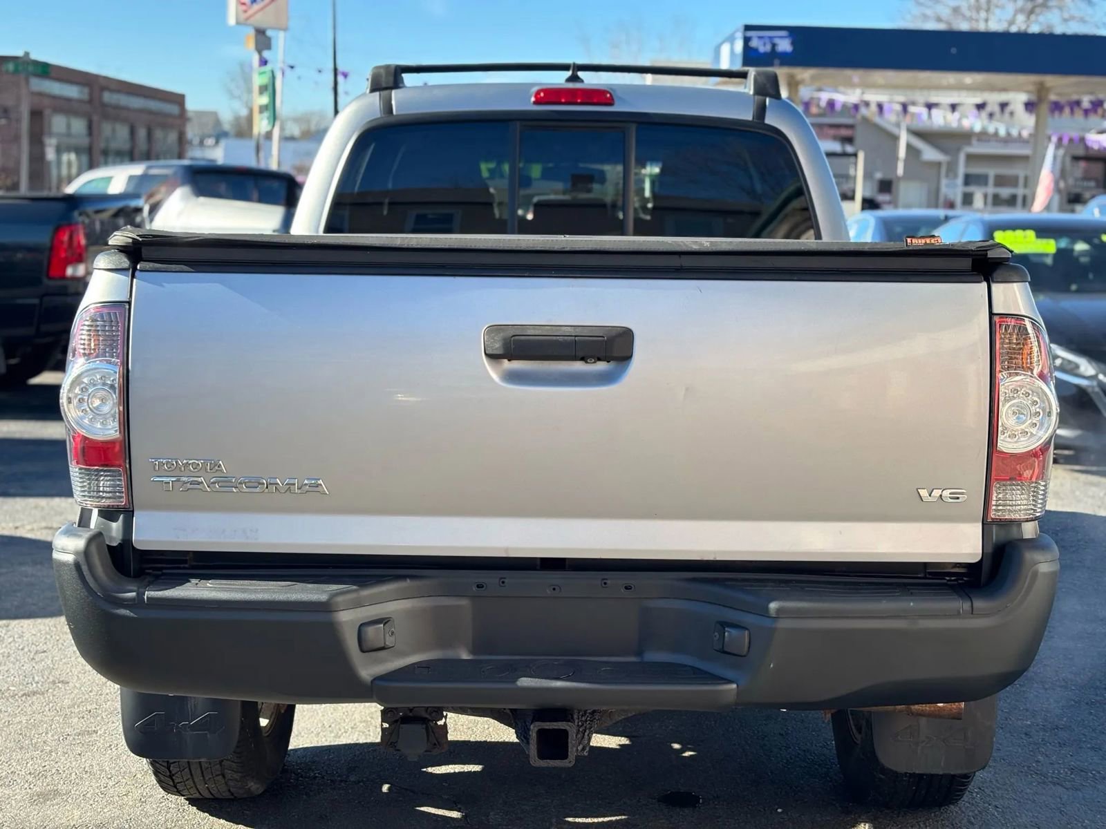 Used 2014 Toyota Tacoma 4x4 Double Cab w/ TRD Sport Package image 5