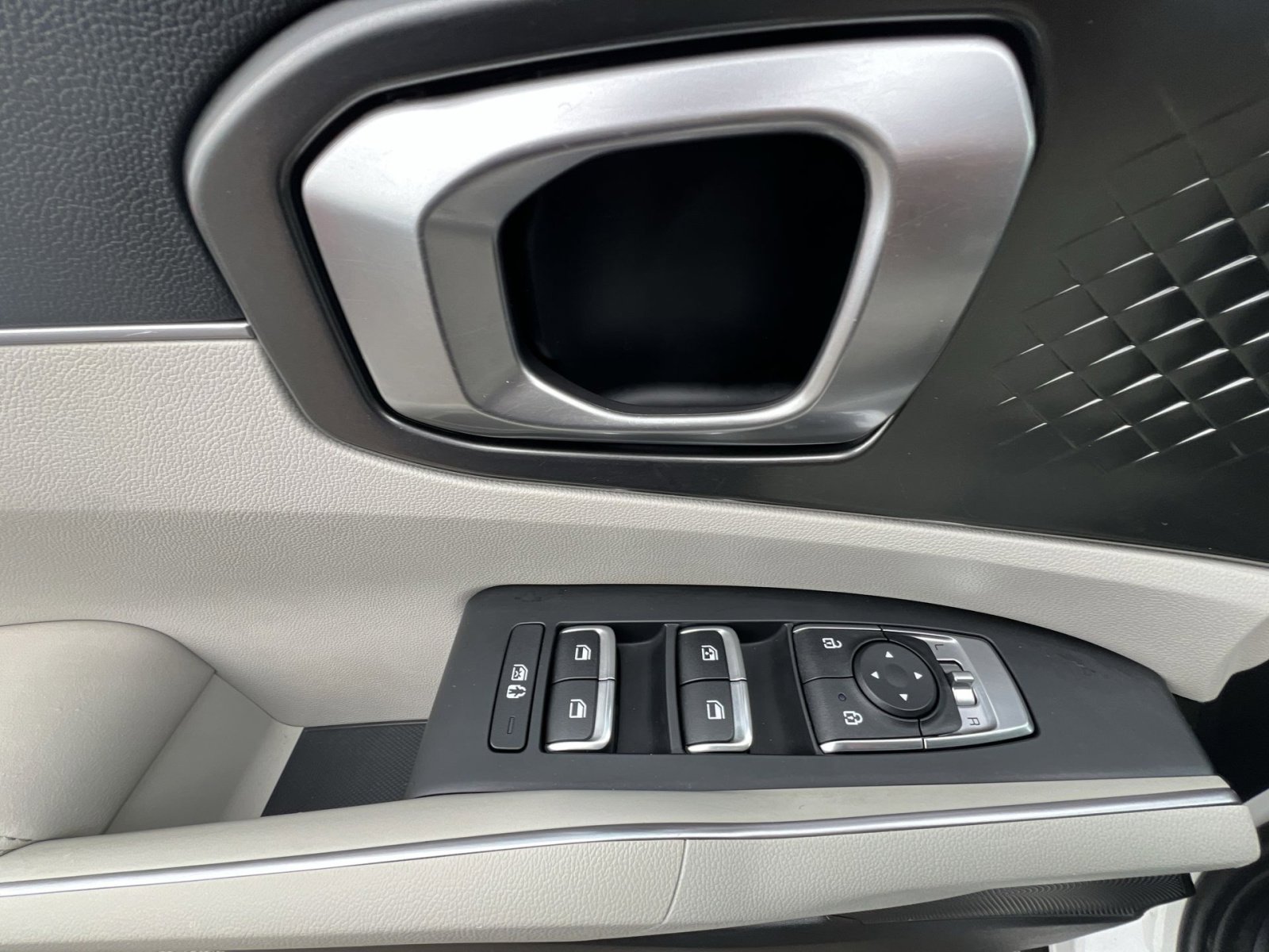 Used 2021 Kia Sorento S image 15