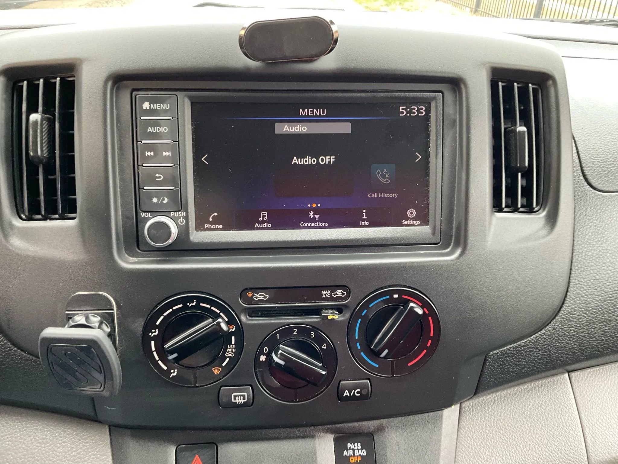 Used 2020 Nissan NV200 S w/ Sliding Glass Door Package image 19