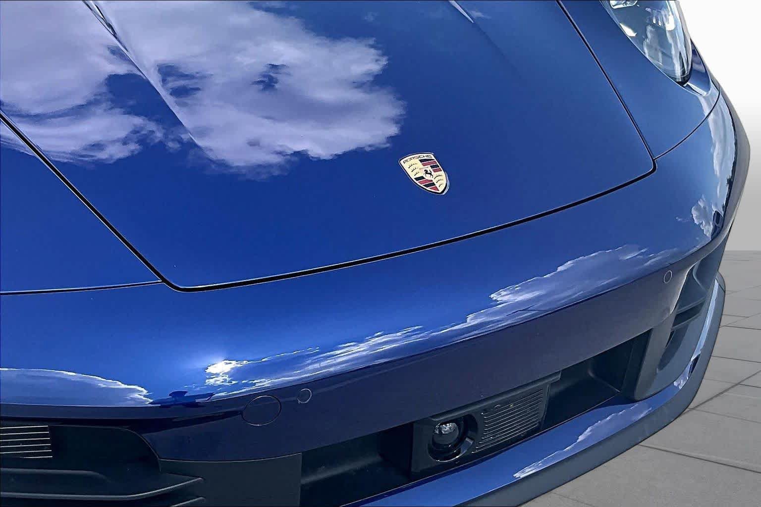 Used 2025 Porsche 911 Carrera RWD image 26