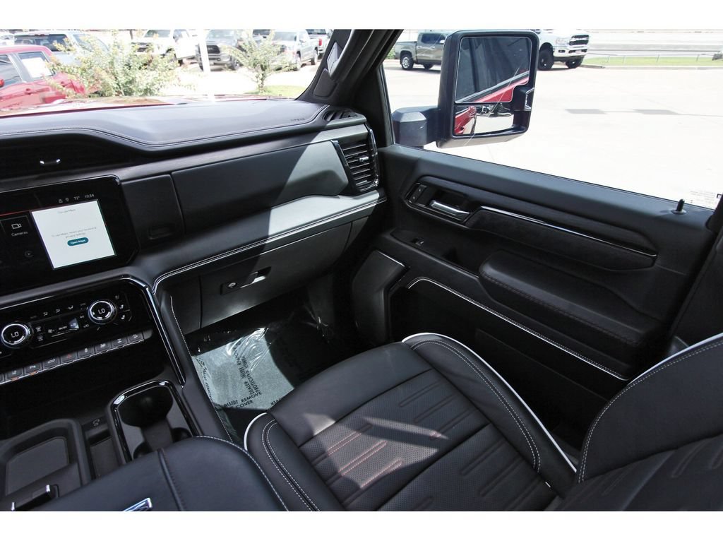 Used 2025 GMC Sierra 2500 AT4X AWD/4WD image 13