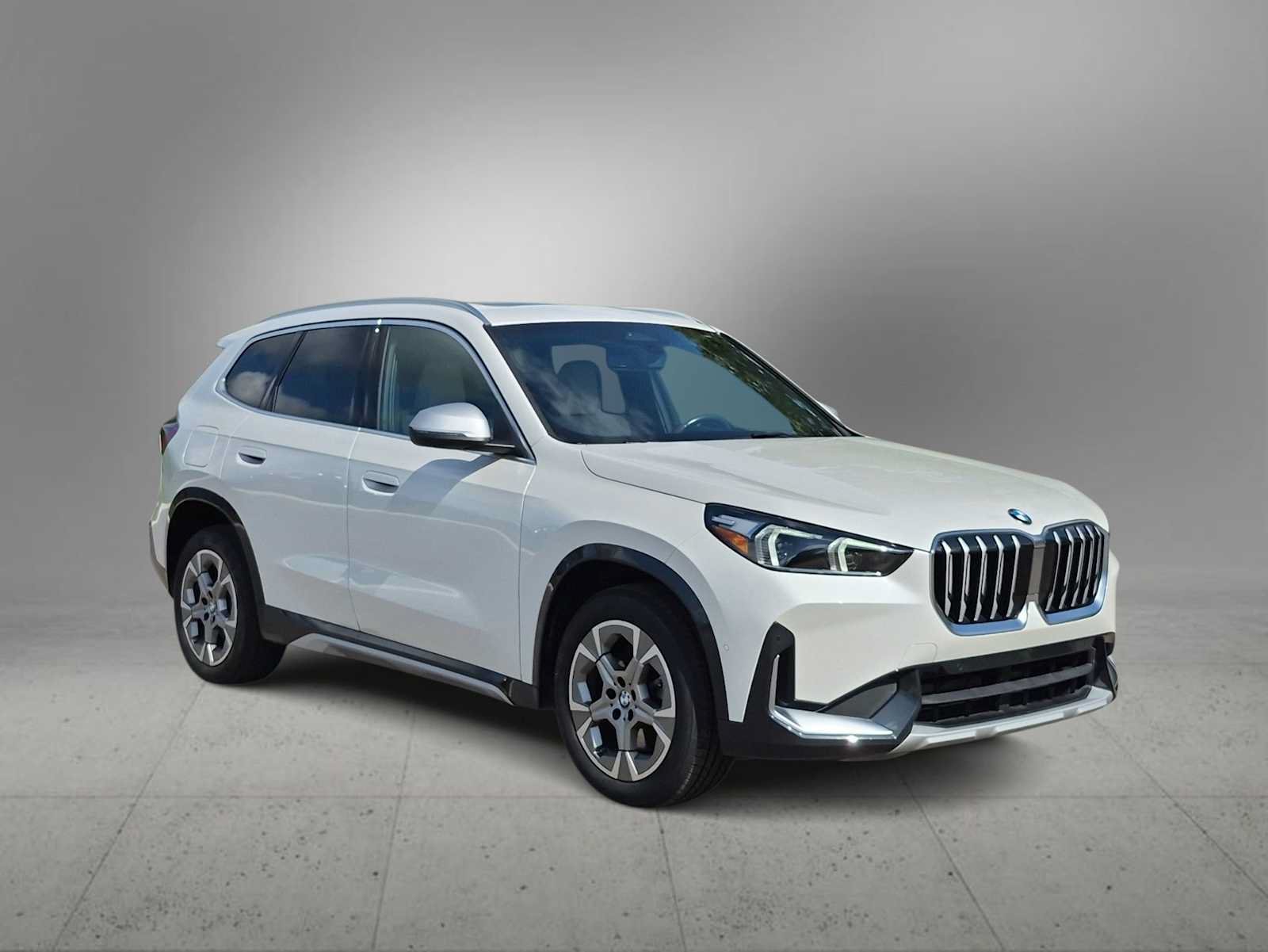 Used 2023 BMW X1 xDrive28i w/ Convenience Package AWD/4WD video 2