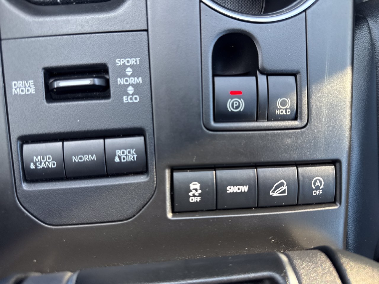 Used 2022 Toyota Highlander XLE AWD/4WD image 21