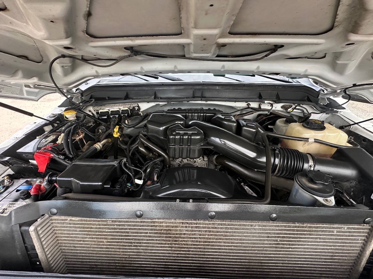 Used 2016 Ford F250 XL w/ Power Equipment Group AWD/4WD image 13