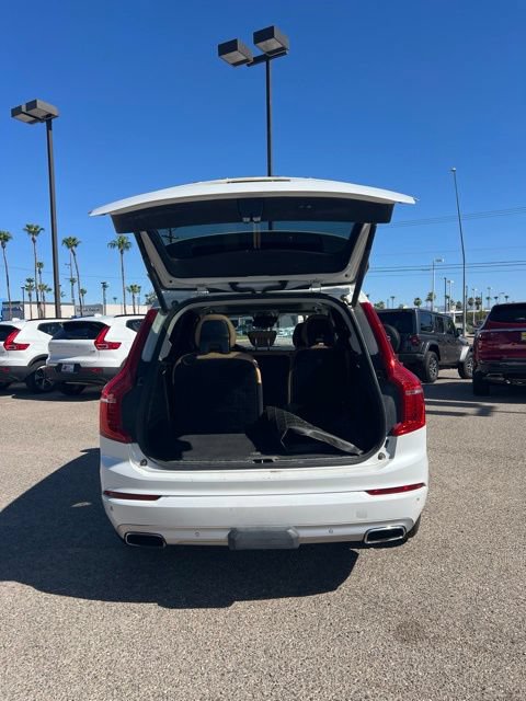 Used 2016 Volvo XC90 T6 Momentum w/ Momentum Plus Package AWD/4WD image 29